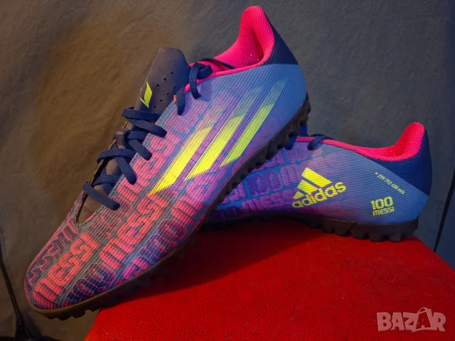 Adidas Messi-оригинални стоножки-номер 45.5-46, снимка 3 - Маратонки - 55679197