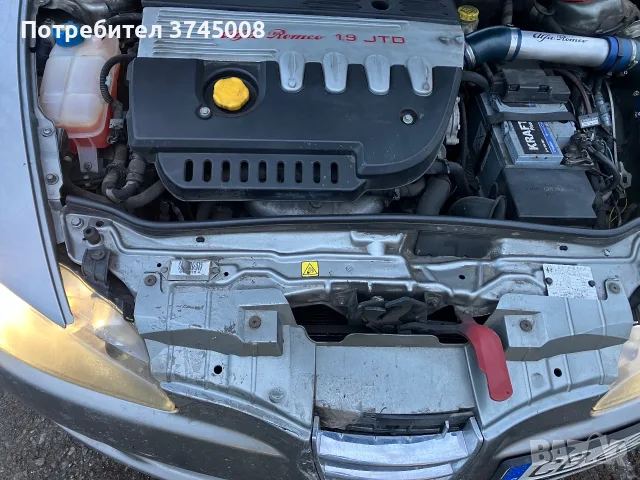 Alfa Romeo 147 1.9 JTD, снимка 3 - Автомобили и джипове - 55541646