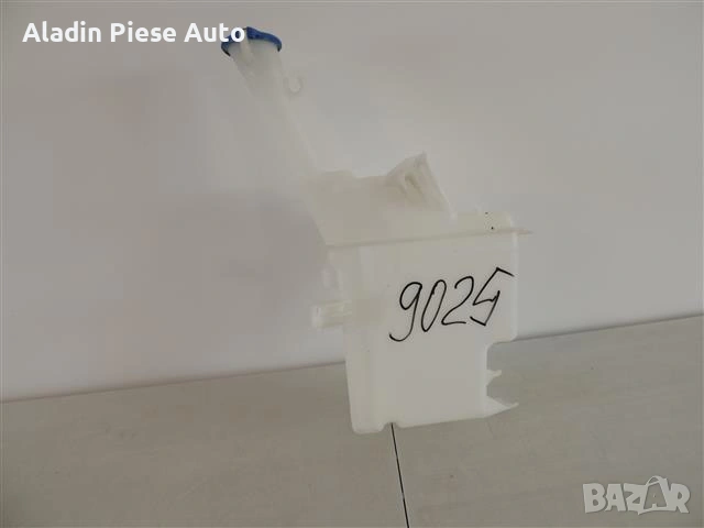 Windshield washer pump Kia Ceed year 2013 2014 2015 2016 2017 2018 code 98610A2000 , снимка 3 - Аксесоари и консумативи - 54617553