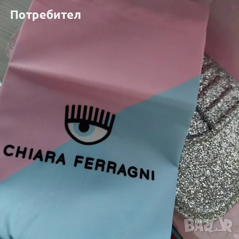 Оригинална чанта за рамо и кросбоди Chiara Ferragni Намалена цена с 48%, снимка 12 - Чанти - 55481614