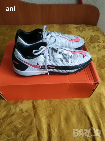 Футболни обувки/стоножки/ Nike