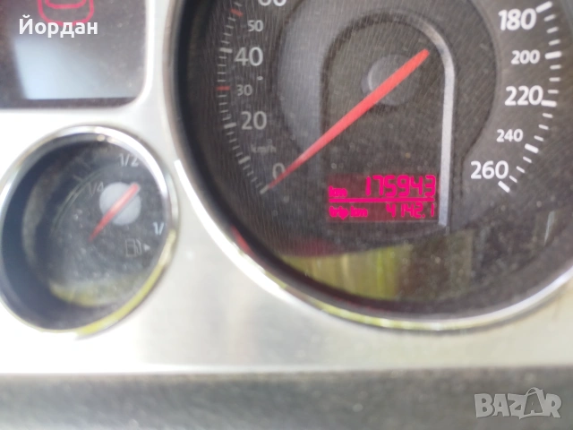 VW Passat B6 комби, снимка 10 - Автомобили и джипове - 55175395