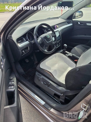 Skoda Superb, снимка 9 - Автомобили и джипове - 54976626