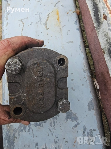 хидравлична помпа