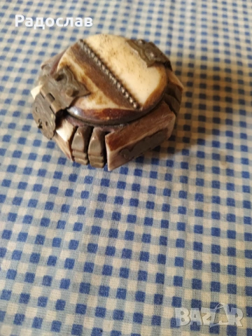 стара малка кутия, снимка 2 - Декорация за дома - 54369585