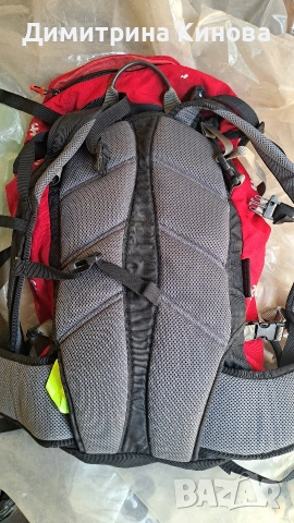 Туристическа раница Mammut 30 l, снимка 4 - Раници - 54996952