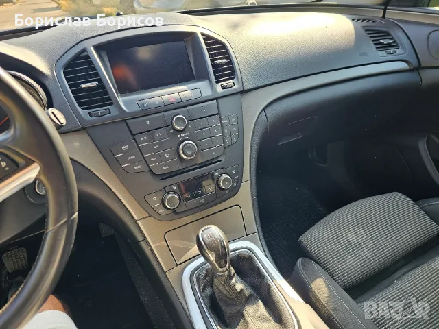 Opel Insignia 2.0CDTI, снимка 6 - Автомобили и джипове - 55622804