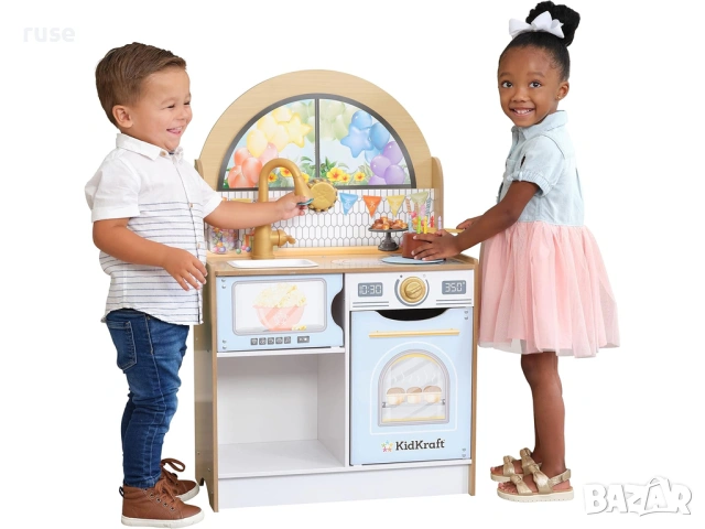 НОВИ! Дървена детска кухня с аксесоари KidKraft