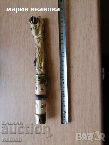 стар нож с чемшир украса 