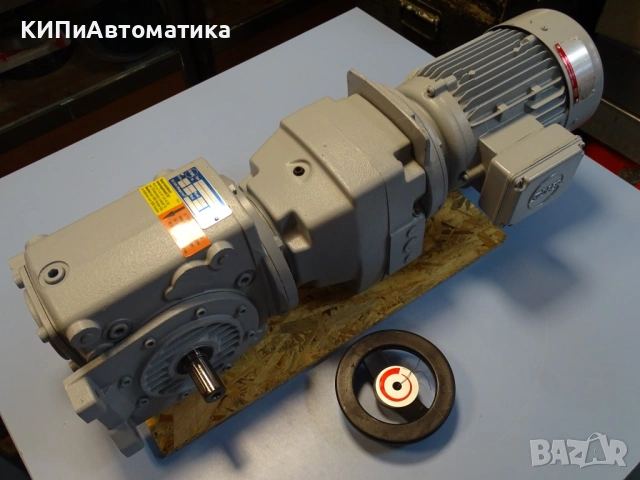 вариаторен мотор редуктор STOBER typ R27/VW2-1528-075-4 Variable Gear Motor 0.75kW, снимка 2 - Резервни части за машини - 54580107