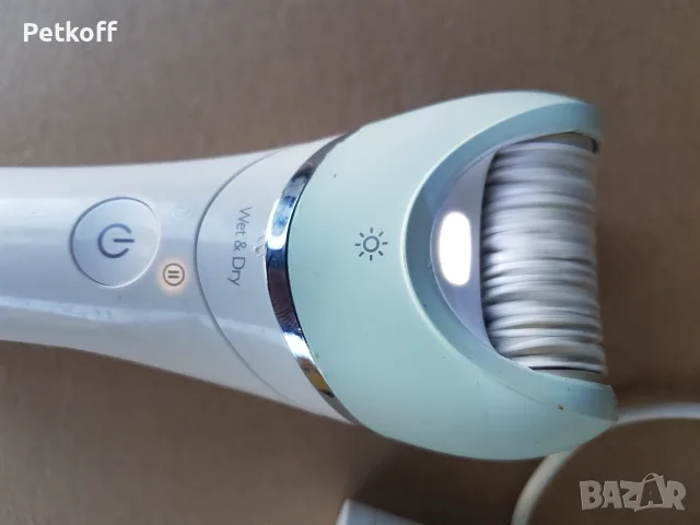 Епилатор Philips BRE620, снимка 4 - Епилатори - 55447025