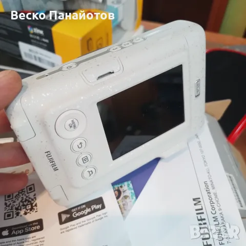 Хибриден фотоапарат за моментални снимки Fujifilm INSTAX Mini LIPLAY, снимка 9 - Фотоапарати - 55462734