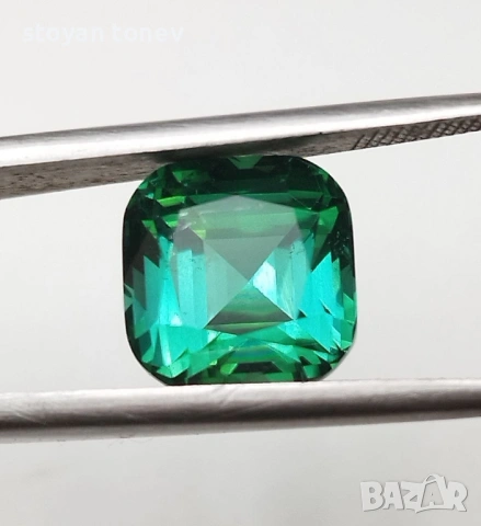 Изключителен 4,35 карата Bi-Color Indicolite Турмалин от Афганистан – Неонов цвят като Paraiba! , снимка 10 - Други - 54898928