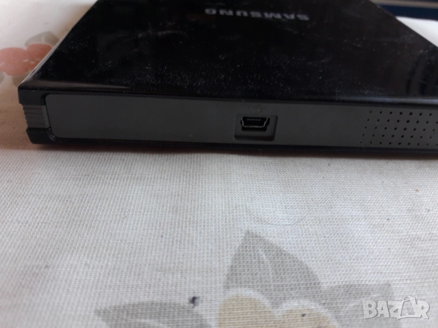 Samsung SE-S084 външно DVD-RW устройство , снимка 2 - USB Flash памети - 54973187
