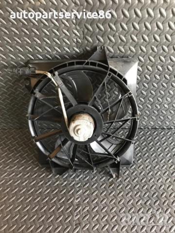 Перка на радиатора за Hyundai Coupe (2001) 25386-29000