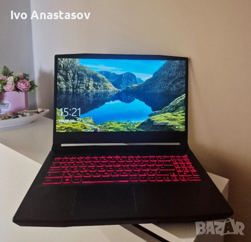 НОВ Геймърски лаптоп MSI Katana GF66 (16GB RAM / 1.5TB SSD / RTX 3050Ti)