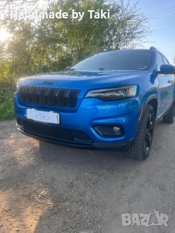 Jeep cherokee 2,4 ;юли 2020 г. ; сервизно обслужен; всичко платено;71600 км. Всичко работи перфектно, снимка 2 - Автомобили и джипове - 54416521