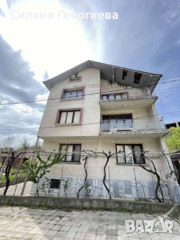 ТОП ЦЕНА - Триетажна къща в гр Симитли , снимка 6 - Къщи - 54129100