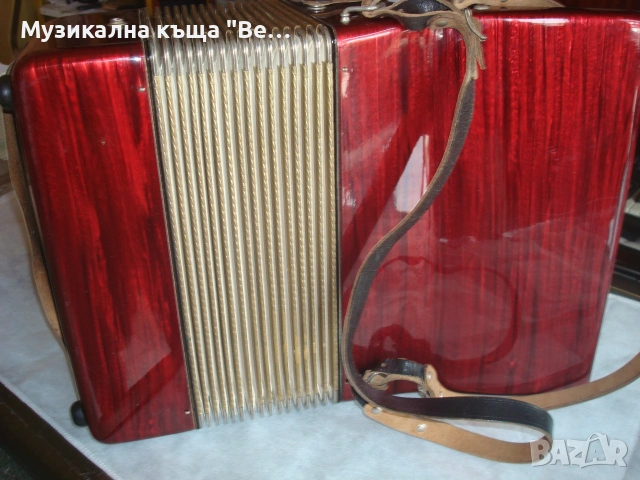 Акордеон Велтмайстер Стела 40 баса с куфар, снимка 10 - Акордеони - 55267389