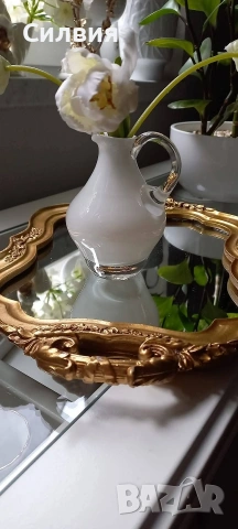 Малка ваза художествено стъкло 