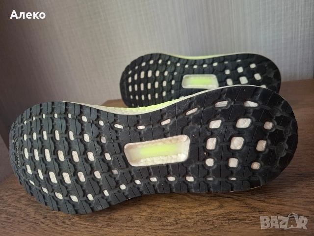 Adidas Ultra Boost маратонки 44.5 номер. , снимка 11 - Маратонки - 54819752