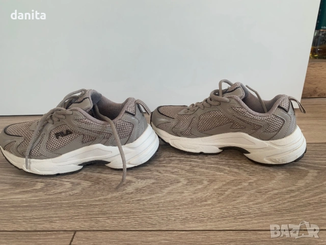 Fila дамски маратонки, снимка 3 - Маратонки - 54904285