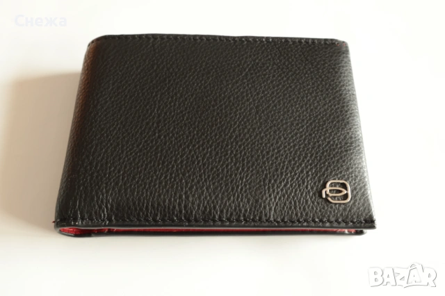 Piquadro Splash с RFID защита портфейл с лек дефект, снимка 7 - Портфейли, портмонета - 54177193