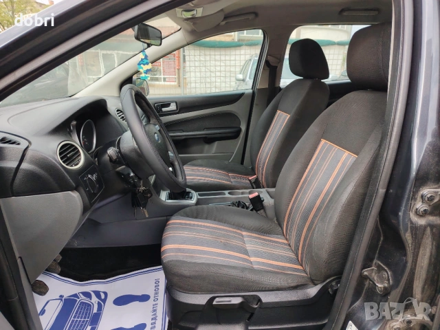 Форд Фокус 1.6HDI 90кс Клима, снимка 8 - Автомобили и джипове - 53063416