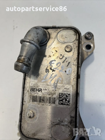 Маслен охладител за Mercedes W212 2.2 CDI (2012) A6511800665, снимка 2 - Части - 55280702