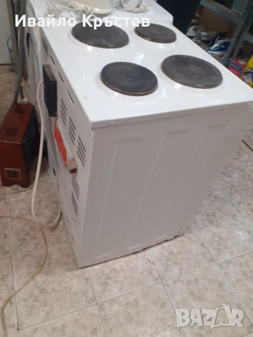 Продавам готварска печка , снимка 2 - Печки, фурни - 54025131