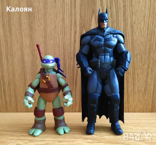 Екшън фигури TMNT Donatello / Batman Arkham Origins