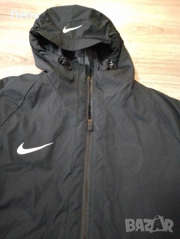 Шуба Nike, снимка 3 - Якета - 54386117