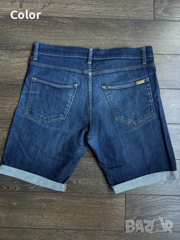 Дънкови къси панталони Carhartt, снимка 2 - Къси панталони - 55483248