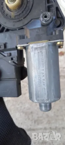Задно ляво моторче ел. стъкло VW Passat B5 B5.5, снимка 3 - Части - 55427740