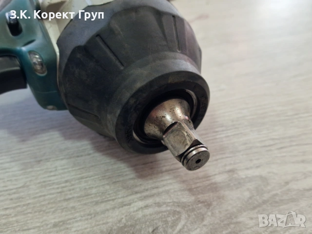 Акумулаторен ударен гайковерт Makita DTW1002Z, LXT, 18 V, 1000 Nm, снимка 7 - Други инструменти - 54593413