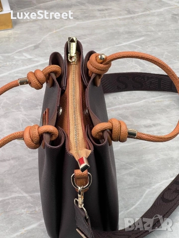 GUESS 🤍Дамски Чанти , снимка 8 - Чанти - 54139029