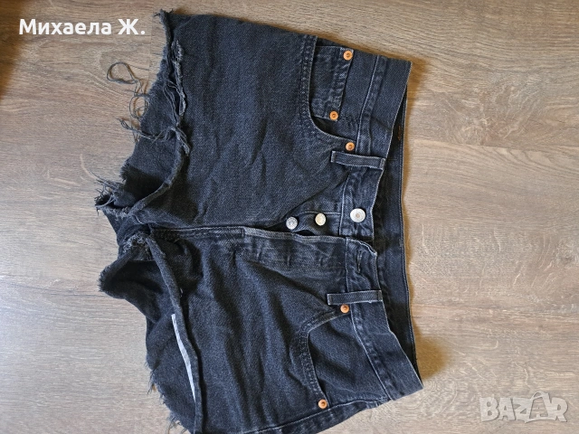 Дънкови къси гащи Levi's , снимка 6 - Къси панталони и бермуди - 54453582