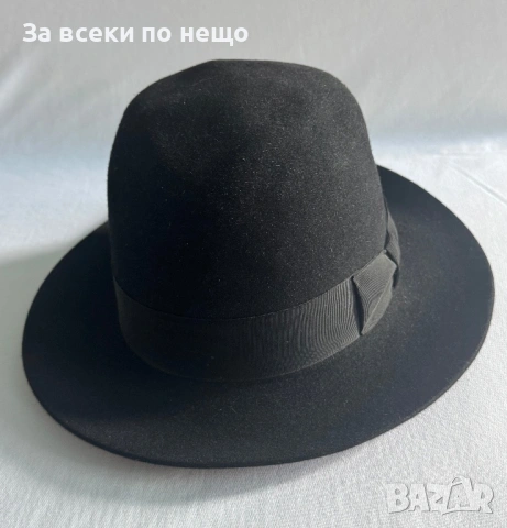 Дамска шапка , бомбе