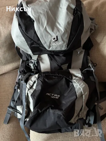Туристическа чанта Deuter ACT Lite 40+10, снимка 2 - Чанти - 55332382