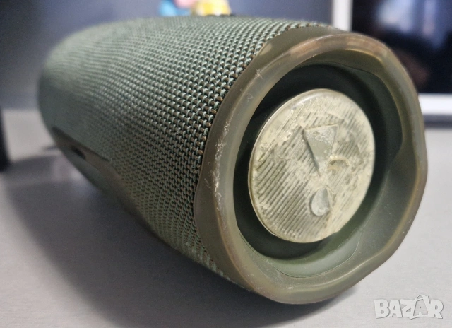 JBL CHARGE 4, ОРИГИНАЛНА, с външни забележки , снимка 4 - Тонколони - 54200643