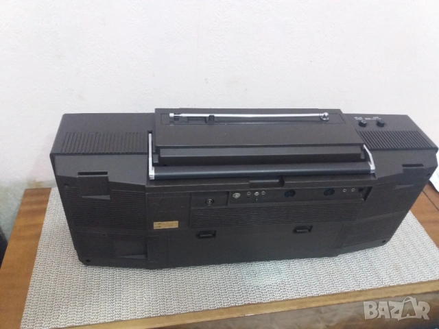 Радиокасетофон SIEMENS, снимка 7 - Радиокасетофони, транзистори - 54602920