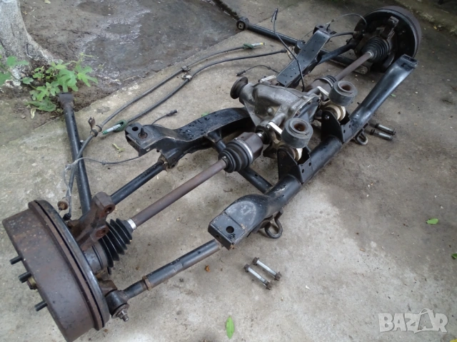 Задна ходова част Land Rover Freelander I  2.0 Td4, снимка 2 - Части - 54703056
