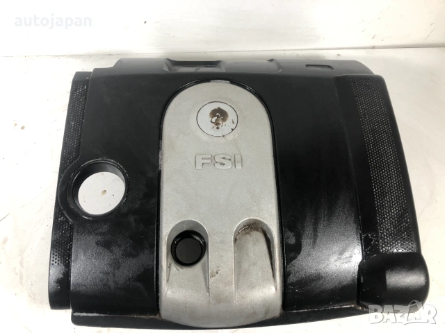 Декоративна кора над двигателя за Volkswagen Golf 5+ 1.6 05г.