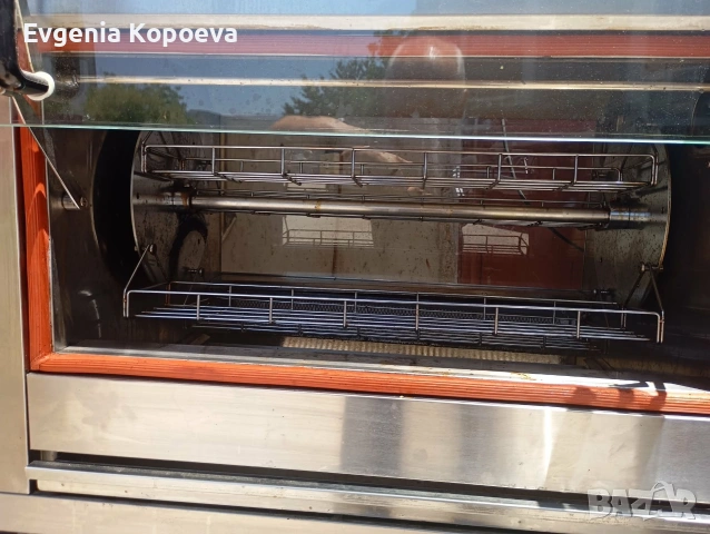 Газов  грил за пиле, снимка 2 - Обзавеждане за заведение - 55241585