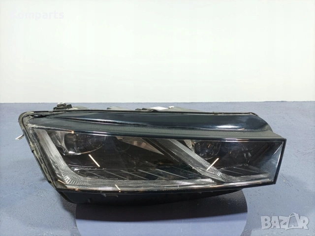 Оригинален фар за Skoda Octavia Mk4 LED преден десен 5E4941016A