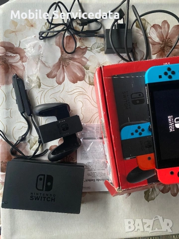 Nintendo Switch V2 + ПЪЛЕН ОРИГИНАЛЕН КОМПЛЕКТ / ЗА РЕМОНТ, снимка 6 - Nintendo конзоли - 54584867