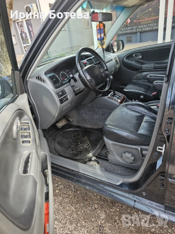 Продавам джип, снимка 4 - Автомобили и джипове - 54188316