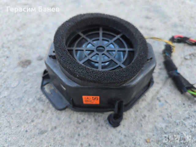 A2048202402 Harman Kardon заден център OEM MERCEDES W212 E 350 CDI 4MATIC OM642 2011