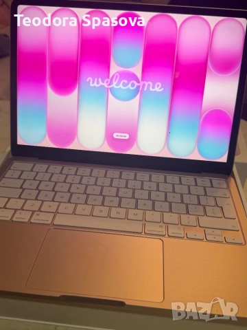 Macbook Neo -blush, снимка 3 - Лаптопи за работа - 54528751