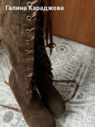 Високи кафяви велурени ботуши с връзки и цип 38 номер